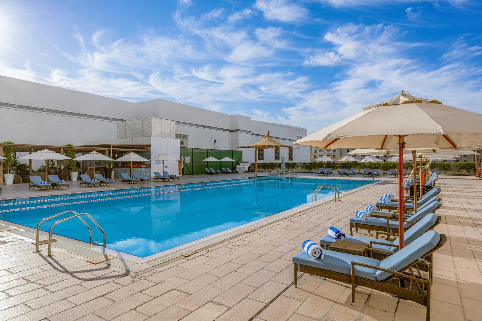 فندق هيلي ريحان باي روتانا العين المظهر الخارجي الصورة The swimming pool at the hotel