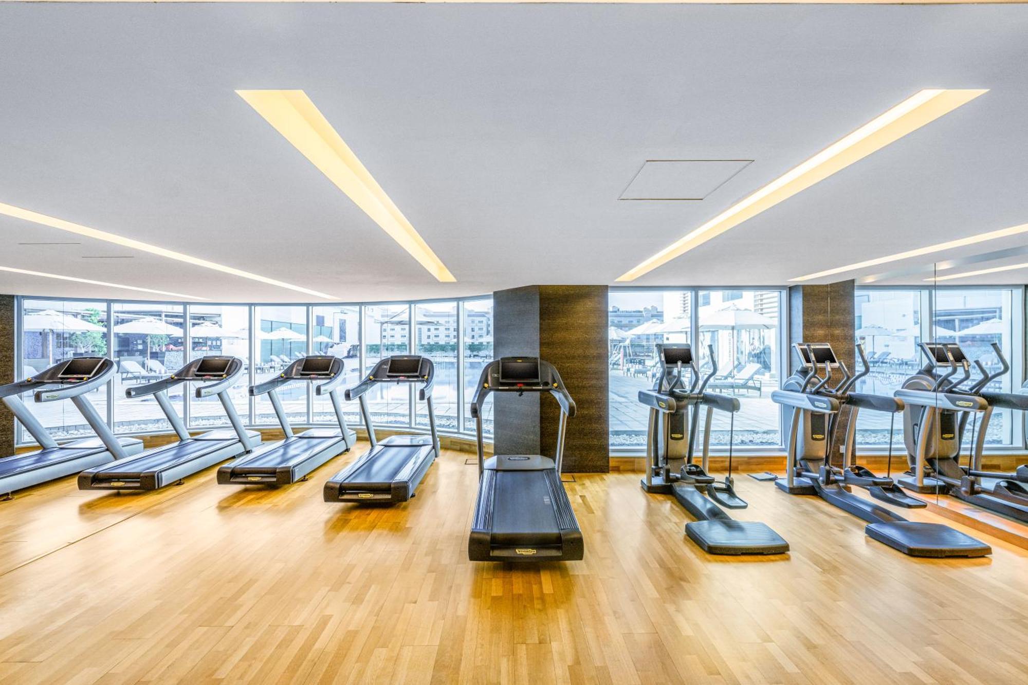 فندق هيلي ريحان باي روتانا العين المظهر الخارجي الصورة The gym at the hotel