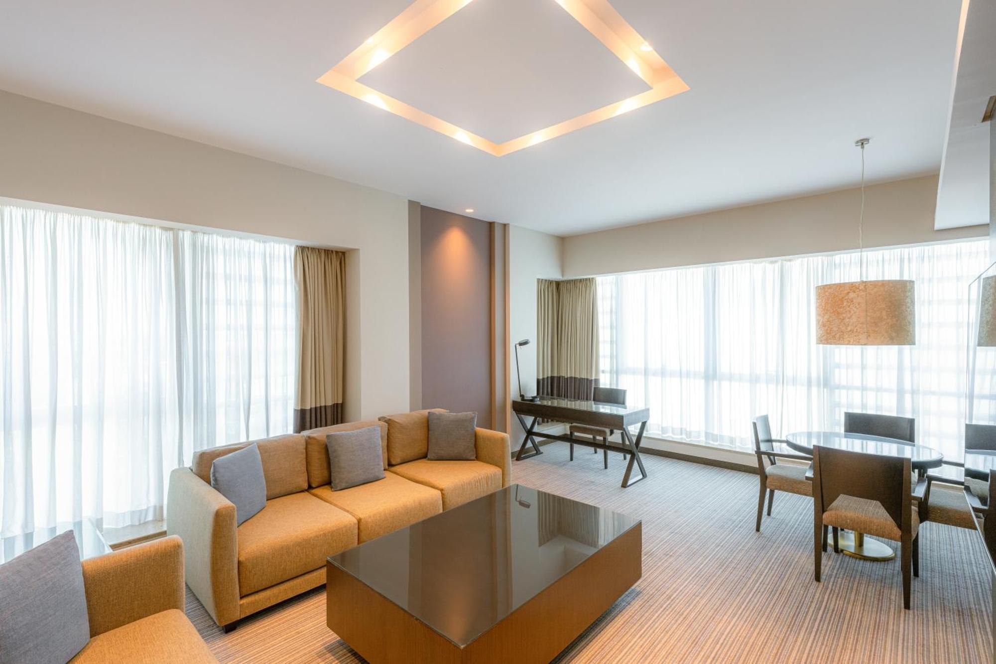 فندق هيلي ريحان باي روتانا العين المظهر الخارجي الصورة A suite at the hotel